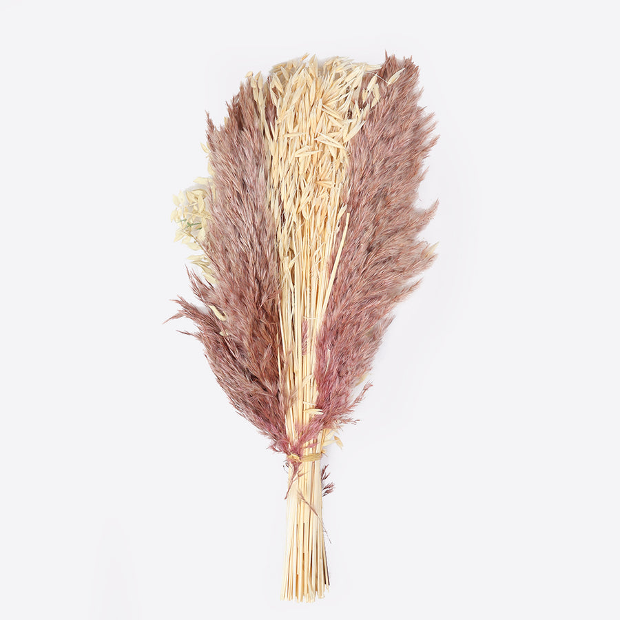 Earthy Dried flower bunch