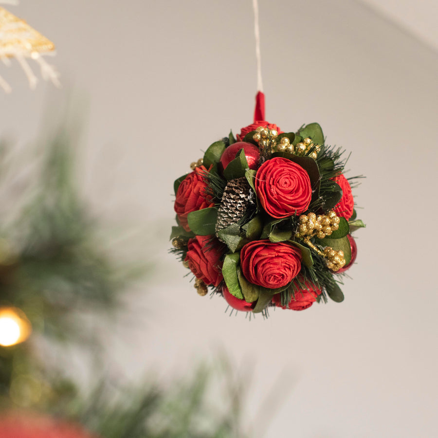 Rosy Red Bauble Decor